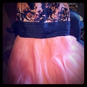 Homecoming/Prom Dress In Coral And Black Size 7